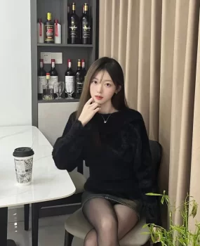 丰台02年水嫩学生妹，下海兼职