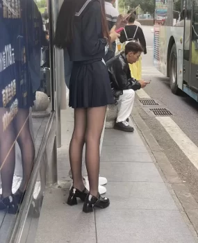 武汉八一花园刚毕业大学生