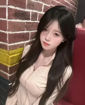 软件上🌙的女表，紧死了