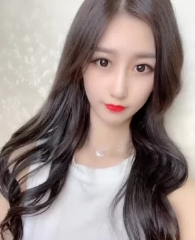 惠州23岁年轻小姐姐