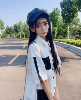 18岁小姑娘可爱型