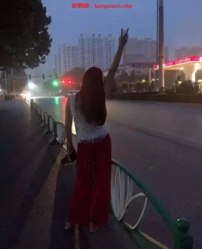 老哥稳狼友推荐的朝阳兼职妹，已验证