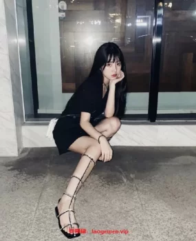 爆操大学水蜜桃小学妹、活好水多不粘人、奶子Q弹又丝滑