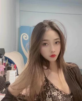 朝阳南方姑娘，很怕冷