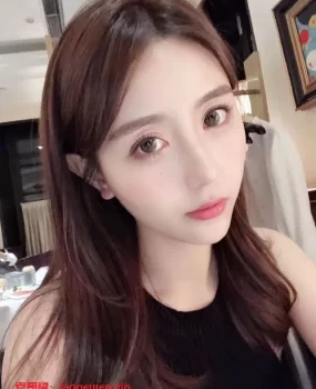 活好紧致的粉嫩学生兼职