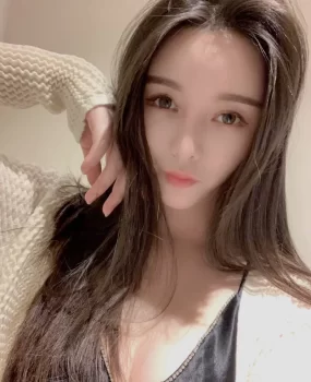 性感风骚的雯雯，让我干柴烈火的爽