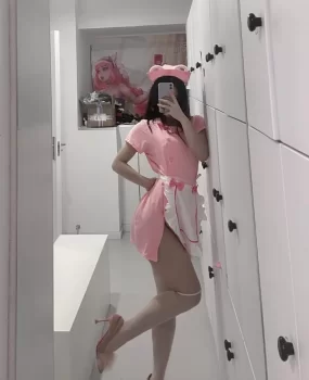 声音甜美 浪叫声很大 刚刚破处 很紧致 上下都粉嫩嫩